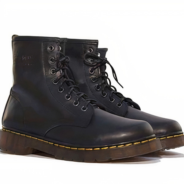 Top 3 mẫu giày boot nữ cổ cao đế bệt đẹp nhất năm 2022